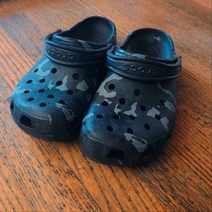 Croc cloga womens 9 men's 7